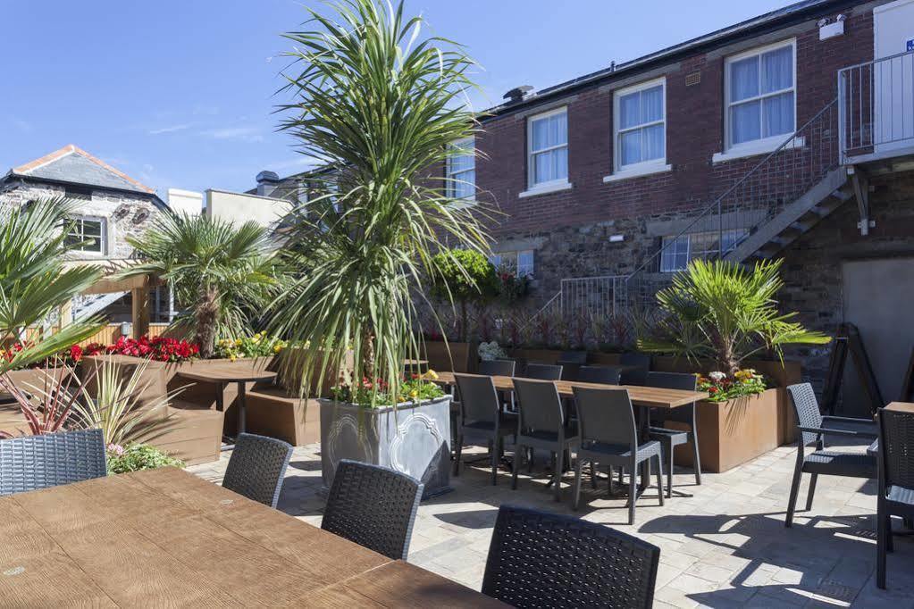 Hotel The White Hart Cullompton Exterior foto